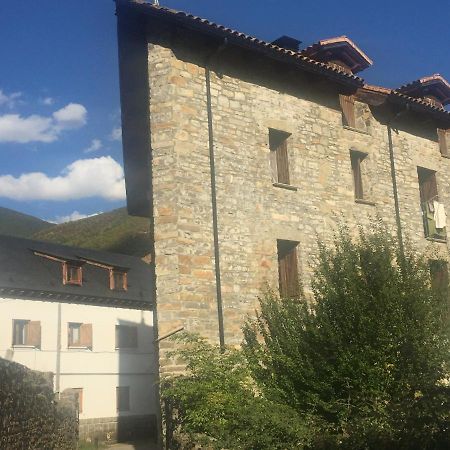 Casa Del Camino Apartment Биескас Екстериор снимка