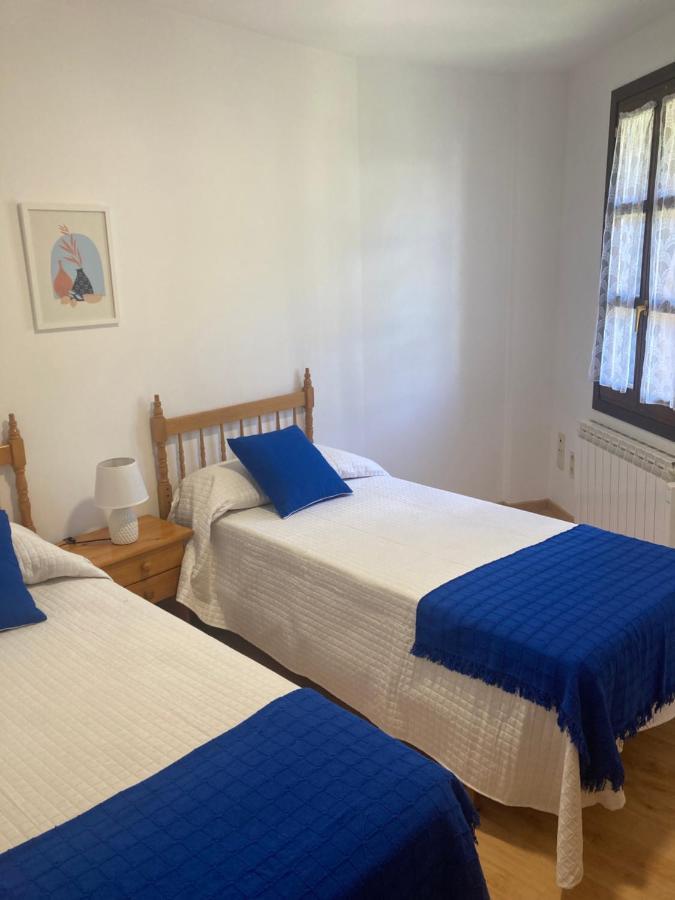 Casa Del Camino Apartment Биескас Екстериор снимка